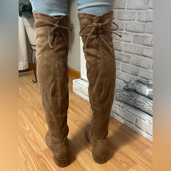 Brand new over the knee sues boots - Picture 4 of 7